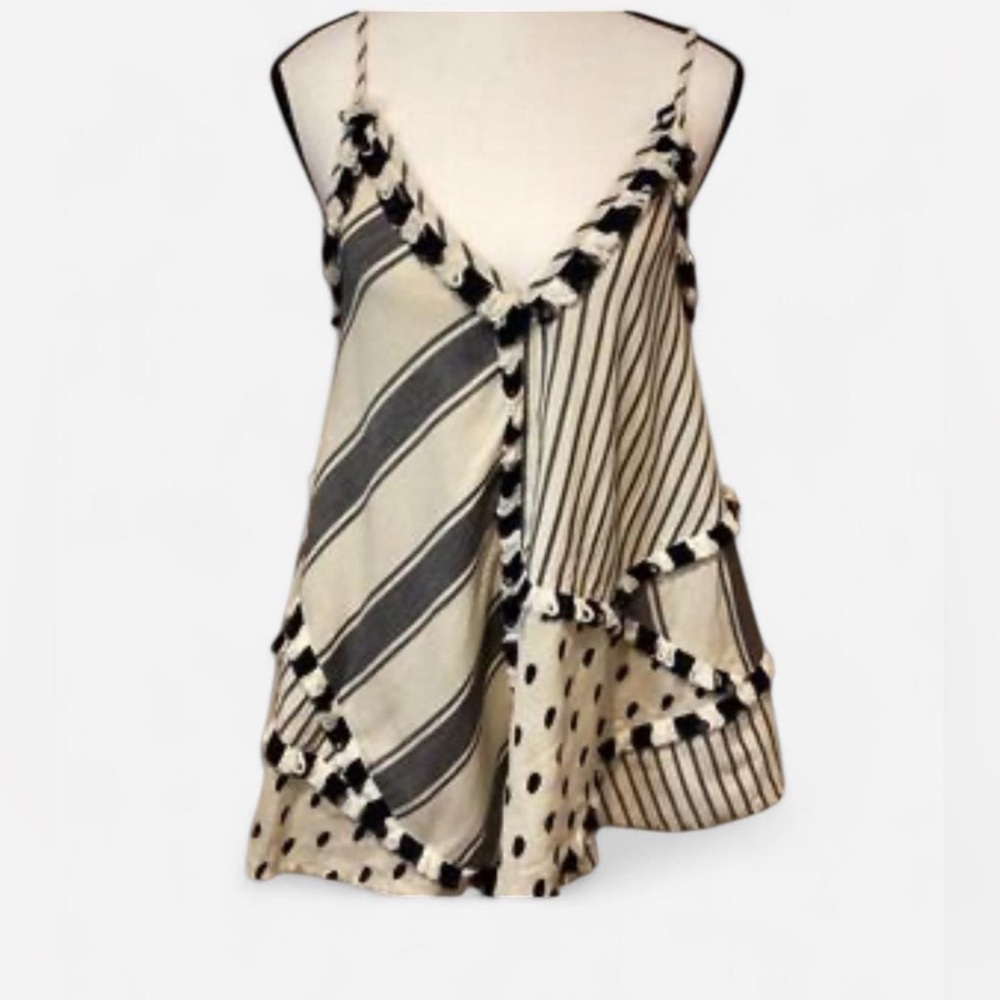 Dodo Bar Or Black and Cream Textured Top